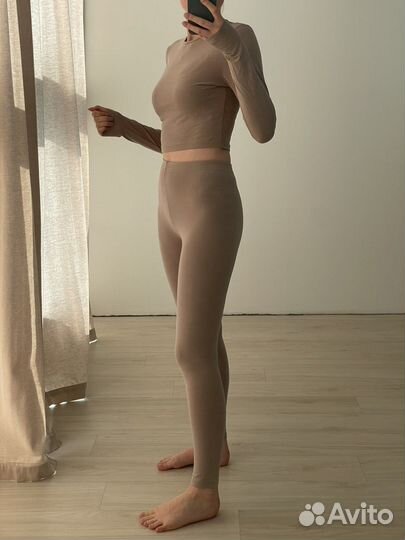 Спортивный костюм из плотного хлопка