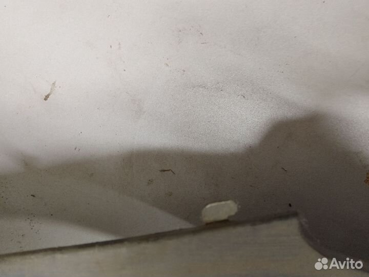 Правый нижний боковой обтекатель хонда лид 90