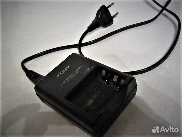 Зарядка для аккумуляторных батареек аа и для ааа