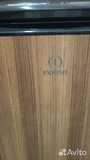 Холодильник indesit маленький