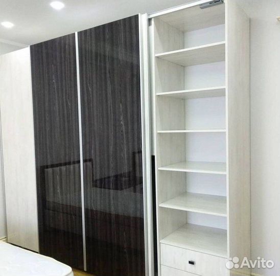 Шкафы купе на заказ от фабрики