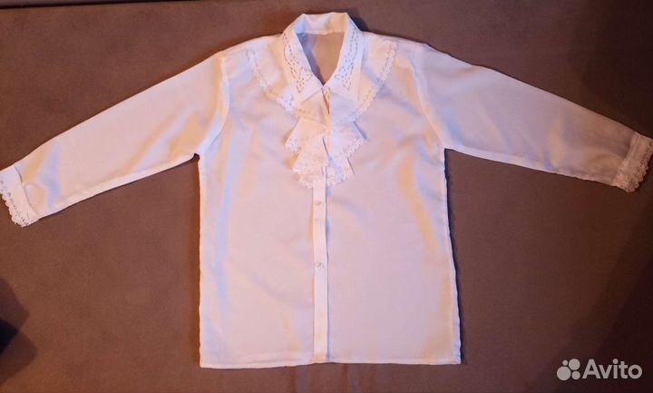 Блузка белая на 12-14 лет