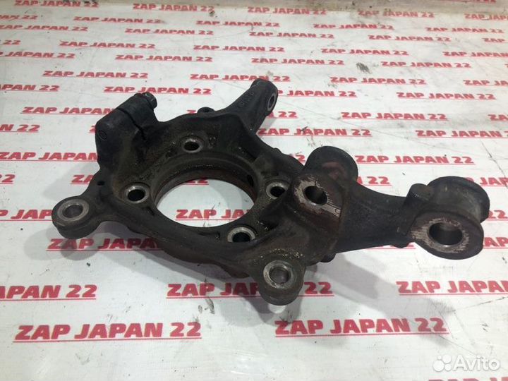 Кулак поворотный передний правый Subaru Outback BS