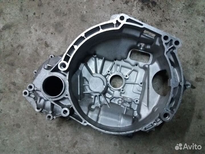 Картер сцепления 2109. Корпус кпп