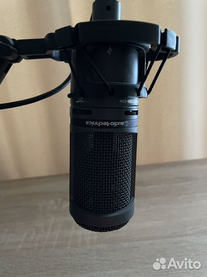 Микрофон студийный Audio-Technica AT-2020USB+