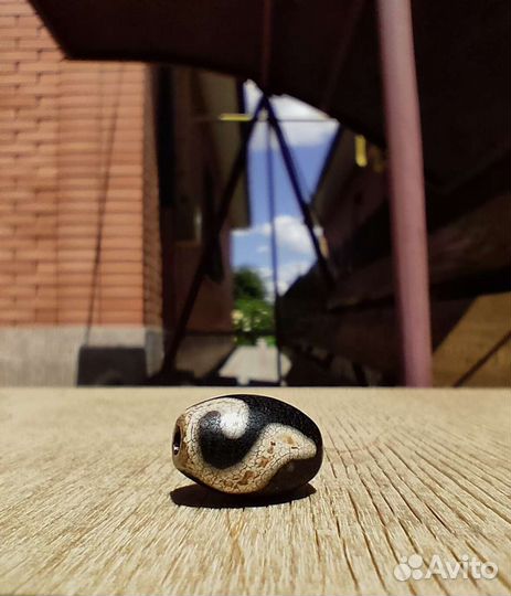 Бусина Дзи Руи