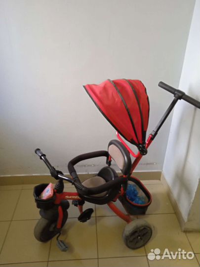 Трехколесный велосипед с родительской ручкой