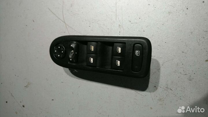 Блок стеклоподъемников peugeot 408