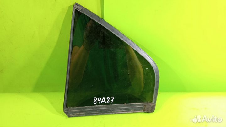 Форточка двери задней правой Mitsubishi galantviii