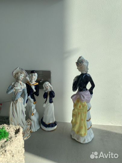 Фарфоровые статуэтки
