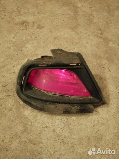 Фонарь противотуманный задний правый Рено Дастр