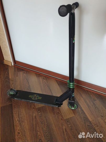 Трюковой самокат