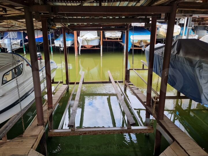 Машиноместо, 20 м²