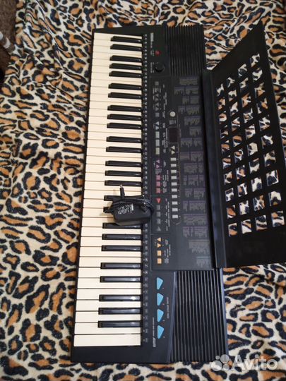 Yamaha PSR 310 синтезатор