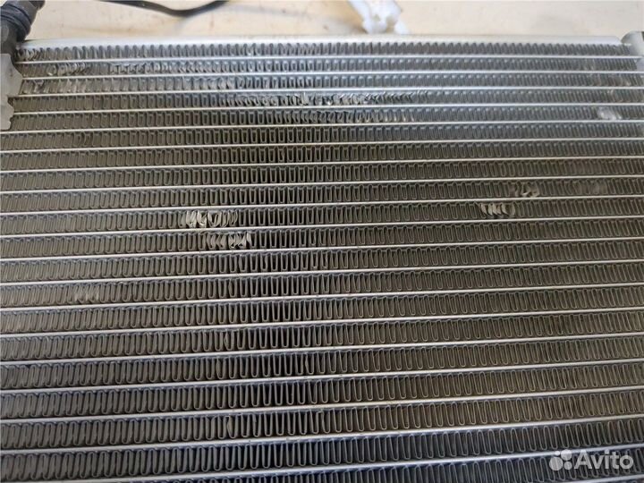 Радиатор кондиционера салона Toyota Highlander 2