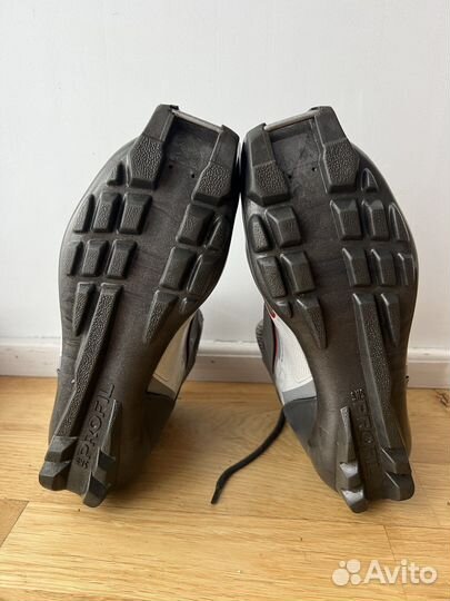 Лыжные ботинки salomon классические