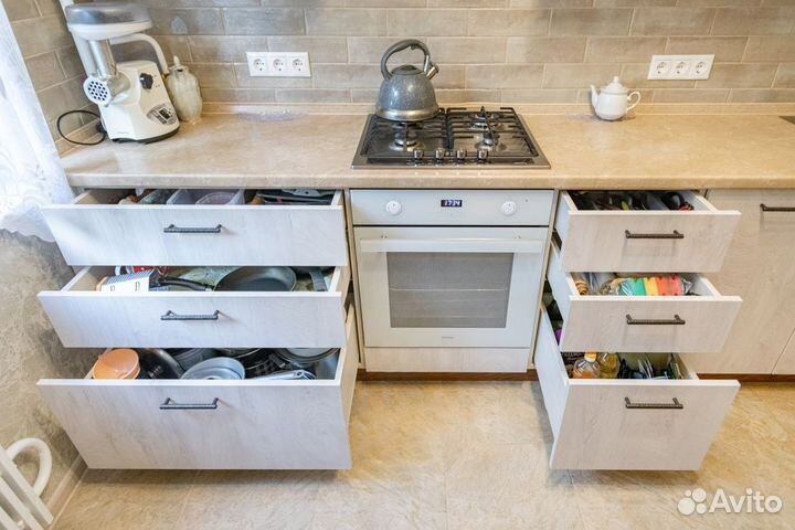 Кухня (цена за всю кухню)km-38691