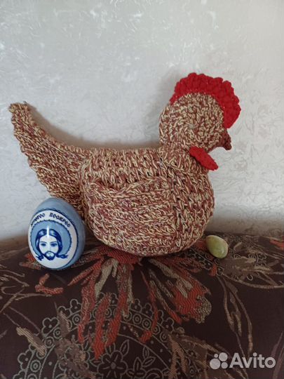 Вязанная курочка пасхальная