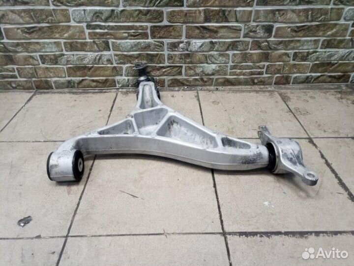 Рычаг передний нижний левый Jeep Grand Cherokee