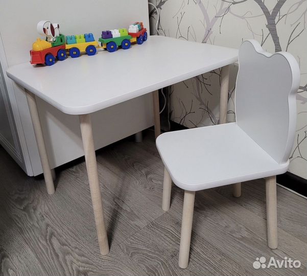 Детский стол и стул новый