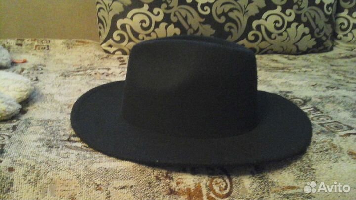 Шляпа фетровая