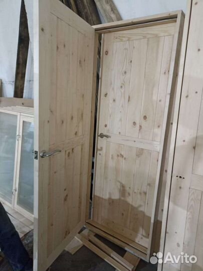 Деревянные двери