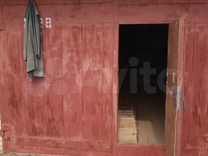 Гараж, > 30 м²