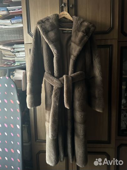 Шуба норковая с капюшоном