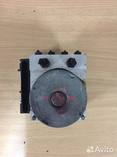 Блок ABS Hyundai Santa Fe 2 CM 2006 г