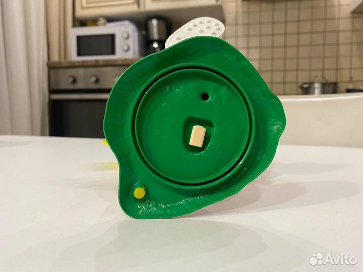 Игрушка диспенсер m&m's футболист