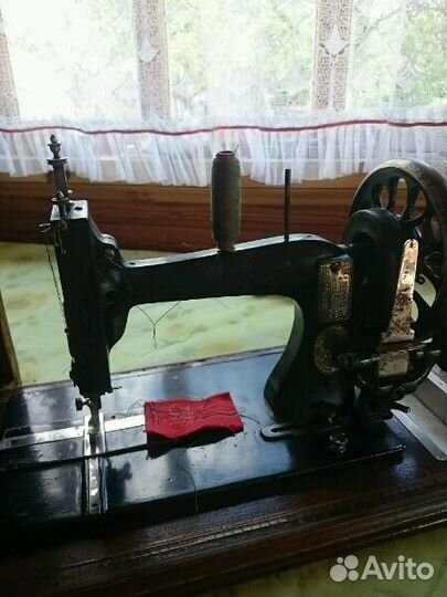 Швейная машинка