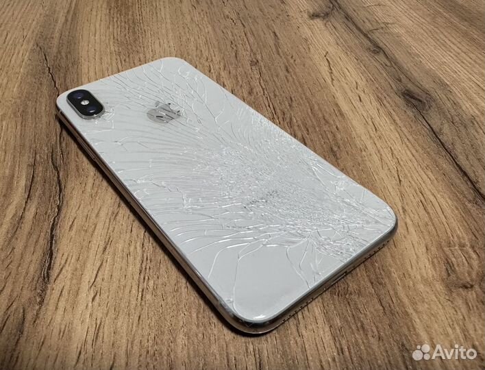 iPhone X, 64 ГБ