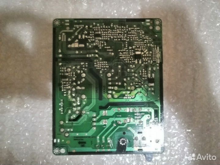 Блок питания BN44-00664 на телевизор Samsung