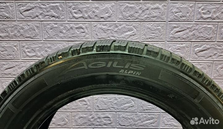 Michelin Agilis Alpin 215/60 R17C 104H