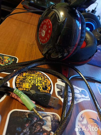 Игровые наушники