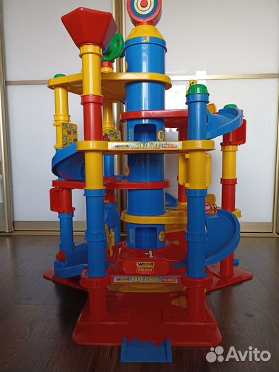 Игровой центр 7 уровневая парковка Полесье