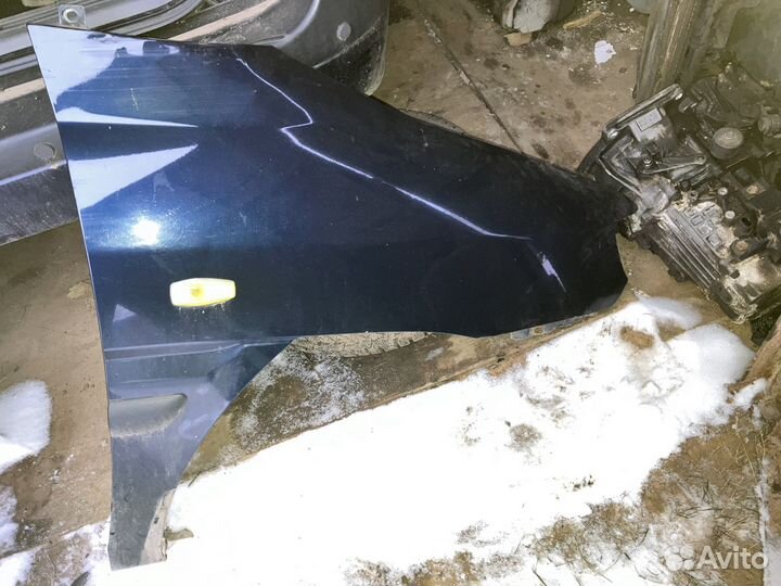Крыло на Hyundai Matrix