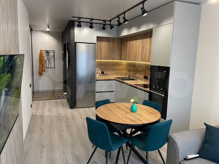 3-к. квартира, 70 м², 10/25 эт.