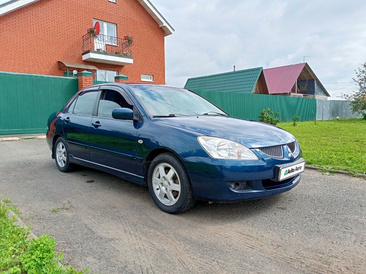 Mitsubishi Lancer: фото владельца