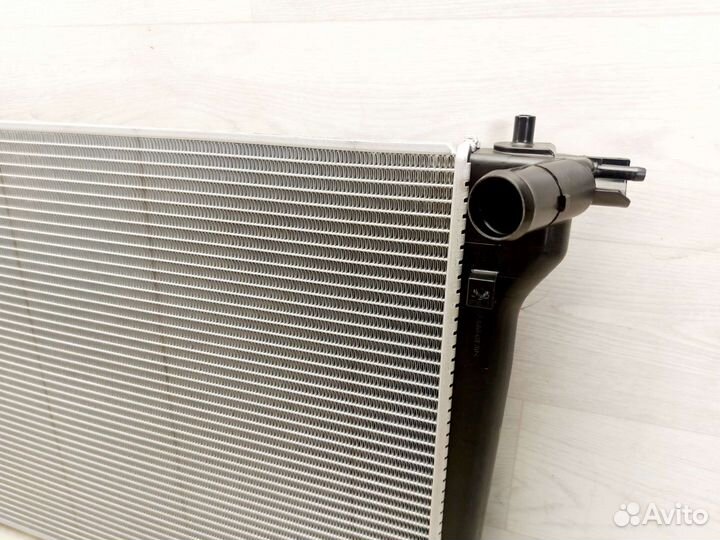 Радиатор охлаждения Hyundai Tucson3/Kia Sportage4