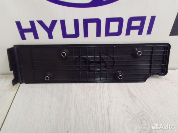 Крышка накладка двигателя декоративная Hyundai sol