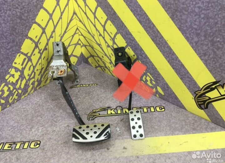 Педаль тормоза Левый руль Pajero Паджеро 4