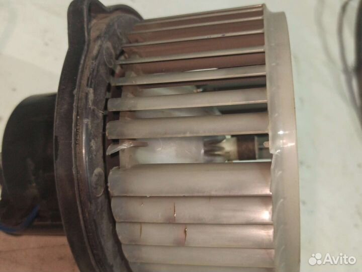 Моторчик печки отопителя Grand Cherokee WJ