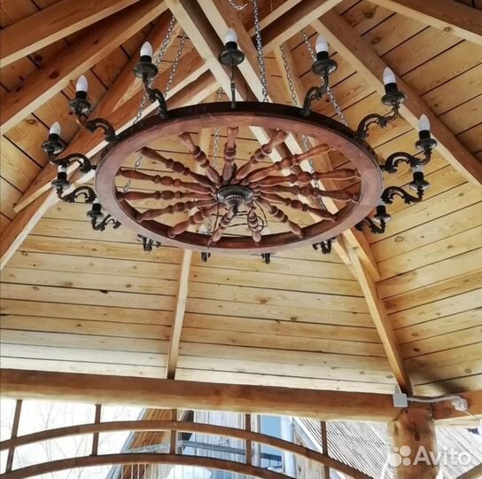 Люстра деревянная колесо телеги