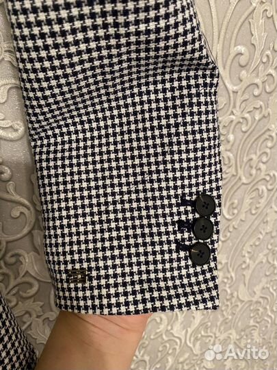 Tommy hilfiger пиджак оригинал M/L