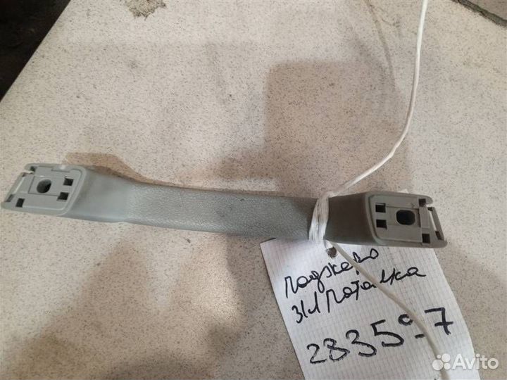 Ручка внутренняя потолочная задняя левая Mitsubis