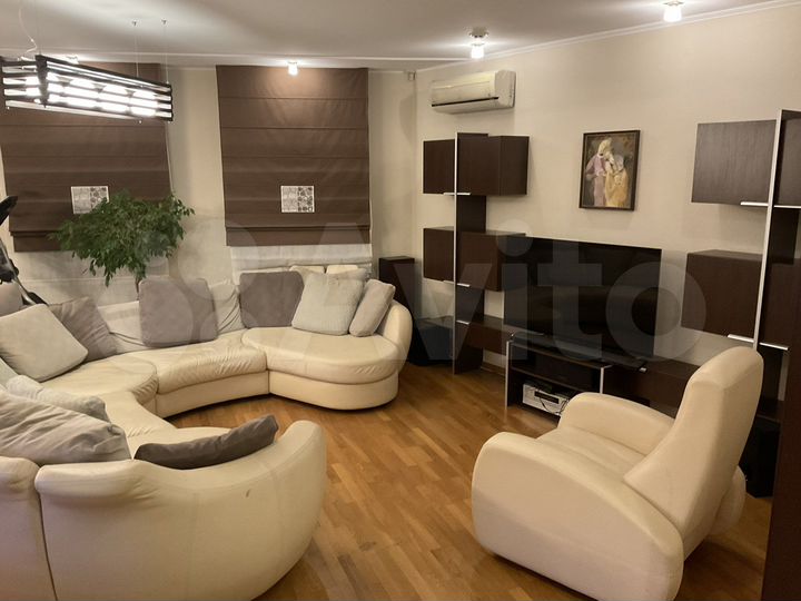 3-к. квартира, 150,1 м², 2/5 эт.