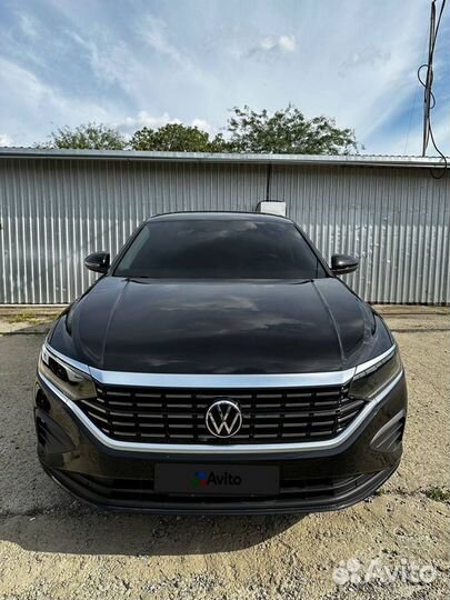 Volkswagen Passat 1.4 AMT, 2022, 2 500 км