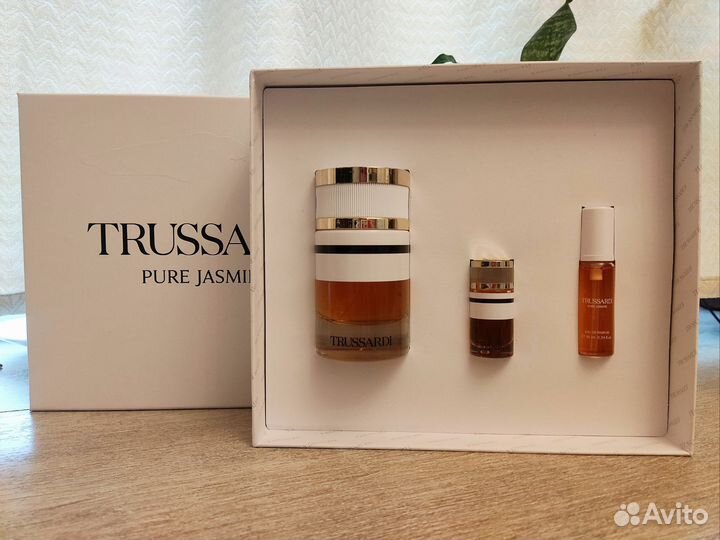 Набор парфюма подарочный