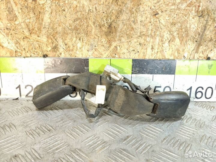 Ответная часть ремня безопасности Mazda 3 BK бк